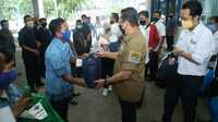 MPR RI berikan bantuan kepada Supir Taksi