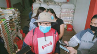 PDIP Kalbar Bantu Masyarakat Terdampak.Covid 19