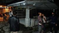 1592705226817 Pelaku saat di amankan Kepolisian Kalbar