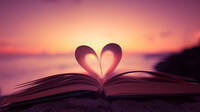 Heart from a book page against a beautiful sunset. Ilustrasi/Dubeaditya.blogspot.com