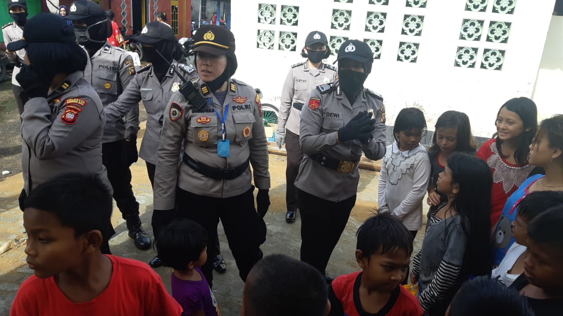 Kapolresta Bersama Ketua Bhayangkara Pontianak Sambangi Korban Puting Beliung