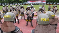IMG-20200819-WA0039 Pegang Tameng, Kapolda Kalbar Ikuti Langsung Latihan Pengendalian Massa