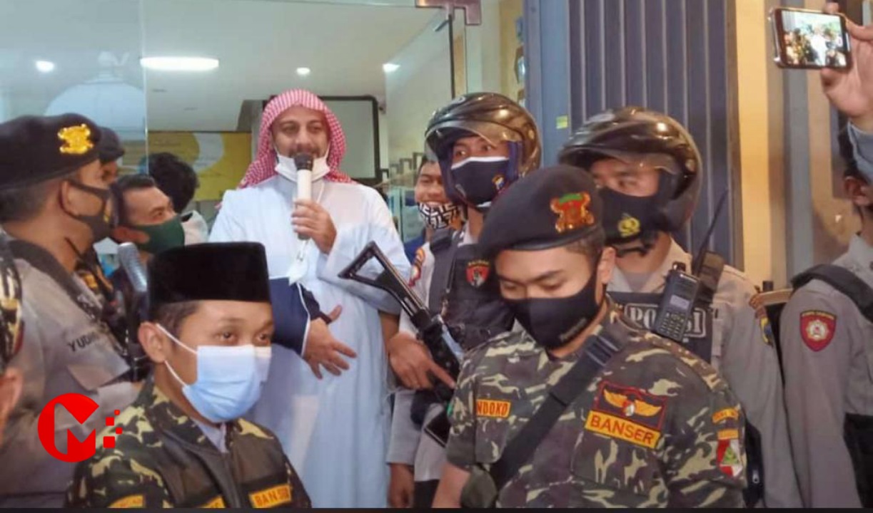Syekh Ali Jabir Dikawal Banser Saat Kunjungi Malang