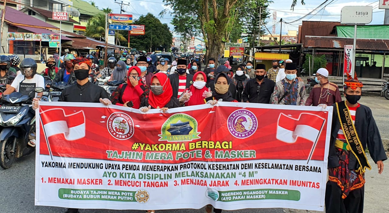 Yakorma Berbagi Tacin Mera Pote dan Masker