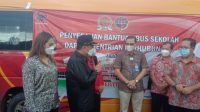 Pada Minggu 7 Februari 2021 Lasarus kembali menyerahkan bantuan 1 unit Bus ke Yayasan Pendidikan Helvetia Bunut (YPHB) Kabupaten Bengkayang.