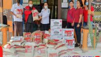 20210226_163845 DPC PDI-P Bengkayang Salurkan Bantuan di Daerah Perbatasan