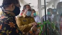 20210316_200409 Wabup Sujiwo Resmikan Gerai Oleh-oleh Khas Kubu Raya