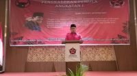 20210424_223201_compress96 Bendahara DPD PDI Perjuangan Kalimantan Barat Sujiwo membuka secara resmi pengkaderan bagi calon anggota Relawan Perjuangan Demokrasi (Repdem) Kalimantan Barat, Sabtu (24/4/2021).