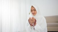 Ilustrasi baca doa