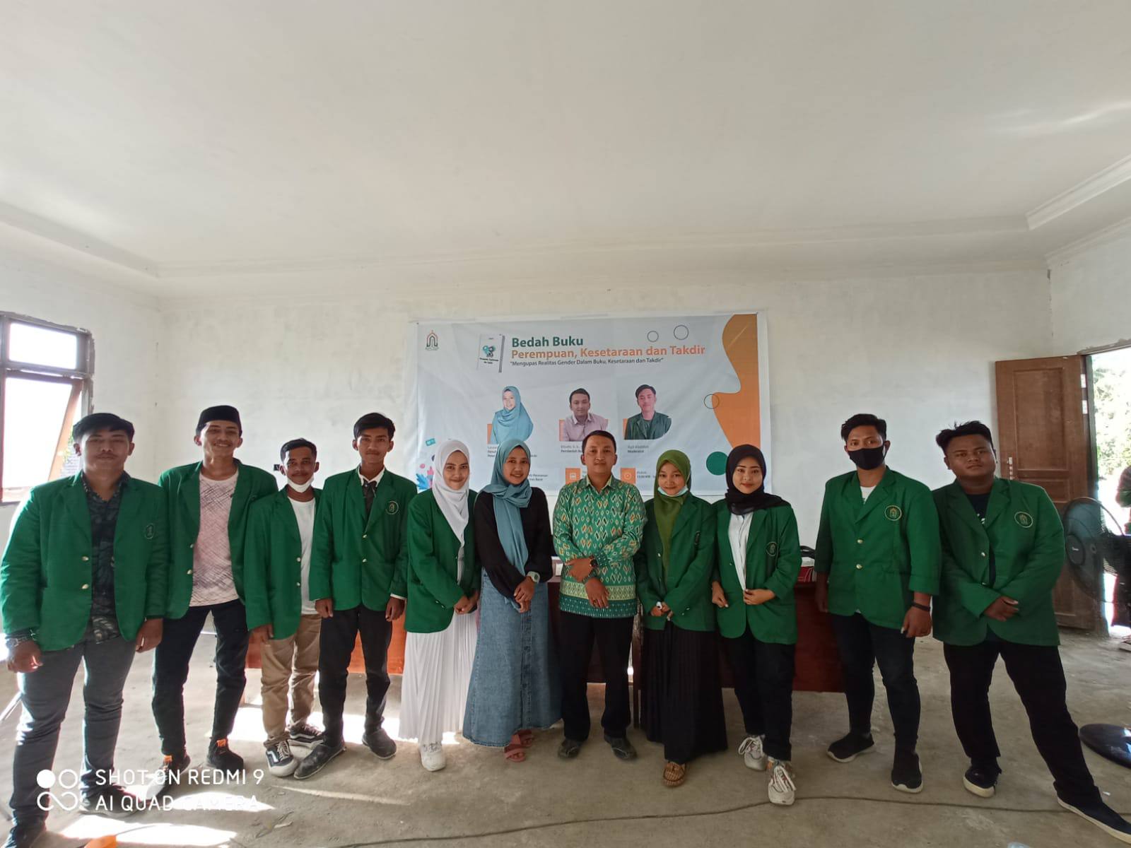 Bedah Buku Perempuan Kesetaraan dan Takdir, Lina: Harus Dibentengi Dengan ilmu