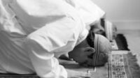 Niat Sholat Sunah Jumat: Shalat Sesudah dan sebelum atau Sholat Qobliyah dan Ba'diyah Jumat Niat Sholat Sunah Jumat: Shalat Sesudah dan sebelum atau Sholat Qobliyah dan Ba'diyah Jumat