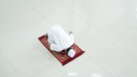 Niat Sholat Jumat Tuntunan Niat Sholat Jumat Latin Arab Berikut Niat Sholat Qobliyah dan Sholat Badiyah Jumat