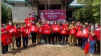 Buah Kasih Puan Maharani, Lasarus Kebagian Salurkan Bantuan 100 Ton Beras di Kalbar Buah Kasih Puan Maharani, Lasarus Kebagian Salurkan Bantuan 100 Ton Beras di Kalbar