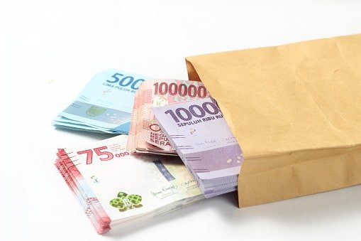 Rupiah Melemah 3 Poin ke Posisi Rp14.383 per Dolar AS