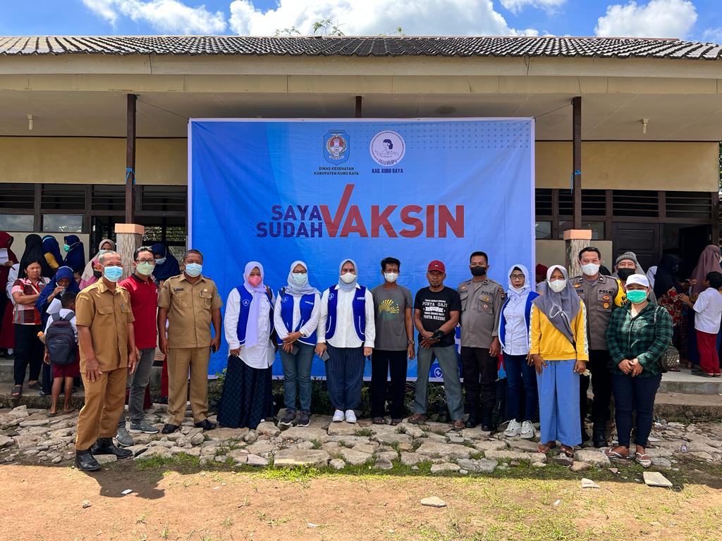 IWAPI Kubu Raya Gelar Vaksin Covid-19 di SDN 20 Kecamatan Terentang