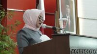 Niken, Anggota DPRD Provinsi Kalbar Fraksi PDI Perjuangan. Niken, Anggota DPRD Provinsi Kalbar Fraksi PDI Perjuangan.
