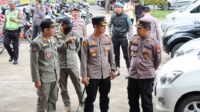 Polisi Kawal Kegiatan Misa di Gereja-gereja di Wilayah Polres Kubu Raya Polisi Kawal Kegiatan Misa di Gereja-gereja di Wilayah Polres Kubu Raya