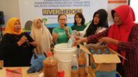 Eco Enzym: Manfaatkan Ampas Buah Menjadi Bahan Pengobatan Kesehatan dan Kebersihan Eco Enzym: Manfaatkan Ampas Buah Menjadi Bahan Pengobatan Kesehatan dan Kebersihan