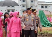 Peletakan Batu Pertama, Kapolda Kalbar Resmikan Pembangunan Masjid Baitul Mukmin Polres Kubu Raya Peletakan Batu Pertama, Kapolda Kalbar Resmikan Pembangunan Masjid Baitul Mukmin Polres Kubu Raya
