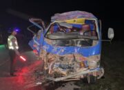 Kronologi Kecelakaan Maut Truk Angkutan Vs Truk Tangki Pertamina di Jalan Trans Kalimantan Kronologi Kecelakaan Maut Truk Angkutan Vs Truk Tangki Pertamina di Jalan Trans Kalimantan