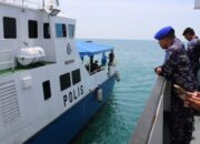 Ditpolairud Polda Kalbar Bersama PPM Wilayah V Serawak Malaysia mengadakan Rendezvous di Perairan Tanjung Datuk Ditpolairud Polda Kalbar Bersama PPM Wilayah V Serawak Malaysia mengadakan Rendezvous di Perairan Tanjung Datuk