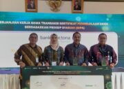 Bank Kalbar Kembangkan Bisnis Dengan Tanda Tangani PKS Dan MOU Unit Usaha Syariah Bank Kalbar Kembangkan Bisnis Dengan Tanda Tangani PKS Dan MOU Unit Usaha Syariah