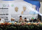 20240527_192929-min Kapolres Kubu Raya Hadiri Kegiatan Haflatul Imtihan yang Ke-XIV di Pondok Pesantren Raudhatul Firdaus