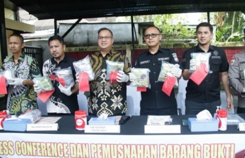Polda Kalbar Berhasil Gagalkan Penyelundupan Narkotika jenis Shabu Sebanyak 19.908 Gram dan Ekstasi 22.228 Butir