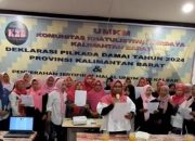20240923_105952-min Deklarasi Pilkada Damai, Komunitas UMKM Khatulistiwa Berdaya Tolak Hoaks dan Adu Domba