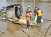 20240928_162605-min Tiga Hari Dicari, Penjual Sayur Yang Tenggelam di Sungai Melawi Ditemukan