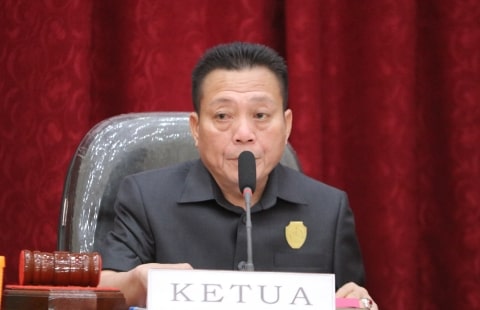 Herculanus Heriadi Pimpin Rapat Paripurna Tentang Pajak dan Retribusi Daerah Kabupaten Landak