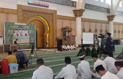 Menag Nasaruddin Umar Minta Pemerintah Daerah Perhatikan Kesejahteraan Imam Masjid