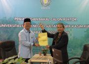 Prof Saefudin Daftarkan Diri Sebagai Calon Rektor UIN Suska Riau