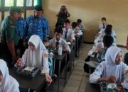 20250218_145802-min Kubu Raya Mulai Program Makan Bergizi Gratis, Tahap Awal Sasar 5.279 Siswa