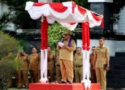 20250224_171149-min Wabup Kubu Raya Sukiryanto Pimpin Apel, Upaya Pembinaan Disiplin ASN
