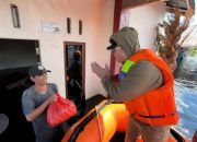 20250310_205936-min Pemkab Kubu Raya Gercep Tangani Korban Banjir Sungai Ambawang
