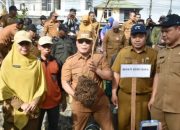 20250422_144649-min Hari Bumi Sedunia 2025, Pemkab Kubu Raya Tanam Seribu Pohon Pucuk Merah