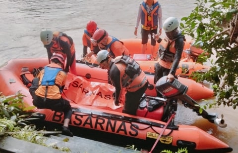 Tim SAR Gabungan Temukan Korban Perahu Tenggelam di Hulu Sungai Ketapang