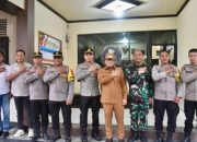 20250429_175735-min Perkuat Sinergisitas, Bupati Sujiwo Tinjau Polsek dan Koramil