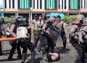 20250430_135932-min Kapolres Kubu Raya Pimpin Langsung Latihan Dalmas Antisipasi Unjuk Rasa