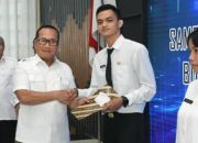 20250430_181632-min Bupati Sujiwo Ingatkan ASN Adalah Abdi Negara dan Abdi Masyarakat Harus Berikan Layanan Terbaik