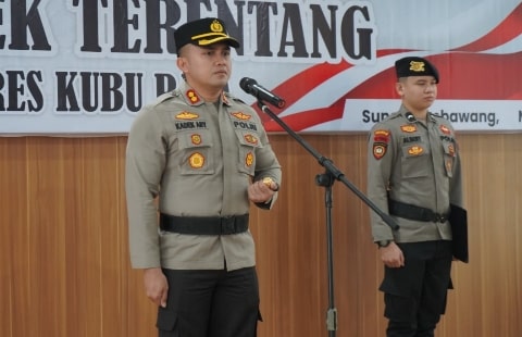 IPTU Melki Resmi Jabat Kapolsek Terentang, Ini Harapan Kapolres Kubu Raya
