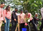 20250611_205538-min Bupati Kubu Raya Sujiwo Ajak Tanam Pohon dan Kurangi Pemakaian Plastik