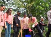 20250613_132350-min Tanam Pohon di Serdam, Pemkab Kubu Raya Komitmen Lestarikan Lingkungan