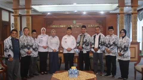 PGRI Kalbar Audiensi dengan Gubernur, Usulkan Erlina Jadi Bunda Guru se-Kalbar