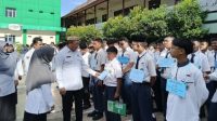 Muhajirin Yanis Motivasi Siswa MAN 2 Pontianak Saat Apel Matsama