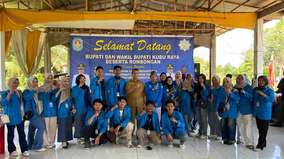 Mahasiswa KKL IAIN Pontianak, Sumber Foto : Zainal