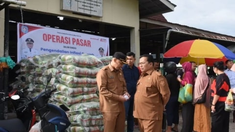 Pemkab Kubu Raya Gelar Operasi Pasar, Wabup Dorong Aktivitas Belanja Warga