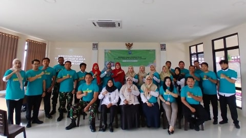 Guru MAN 1 Pontianak Ikuti Bimtek P4GN