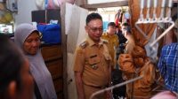 20250827_130322-min Wali Kota Pontianak Tinjau Rumah Warga Tidak Layak Huni, Siap Dibedah September